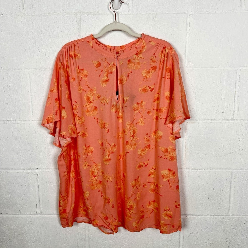 Ava & Viv NWT Floral Top Size 3X Peachy Orange Ruffle Flutter Sleeve Romantic